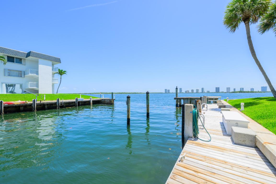 LAKE COLONY APTS ONE INC - Residential