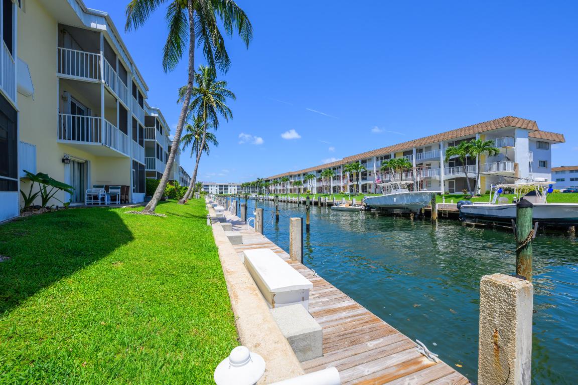 LAKE COLONY APTS ONE INC - Residential