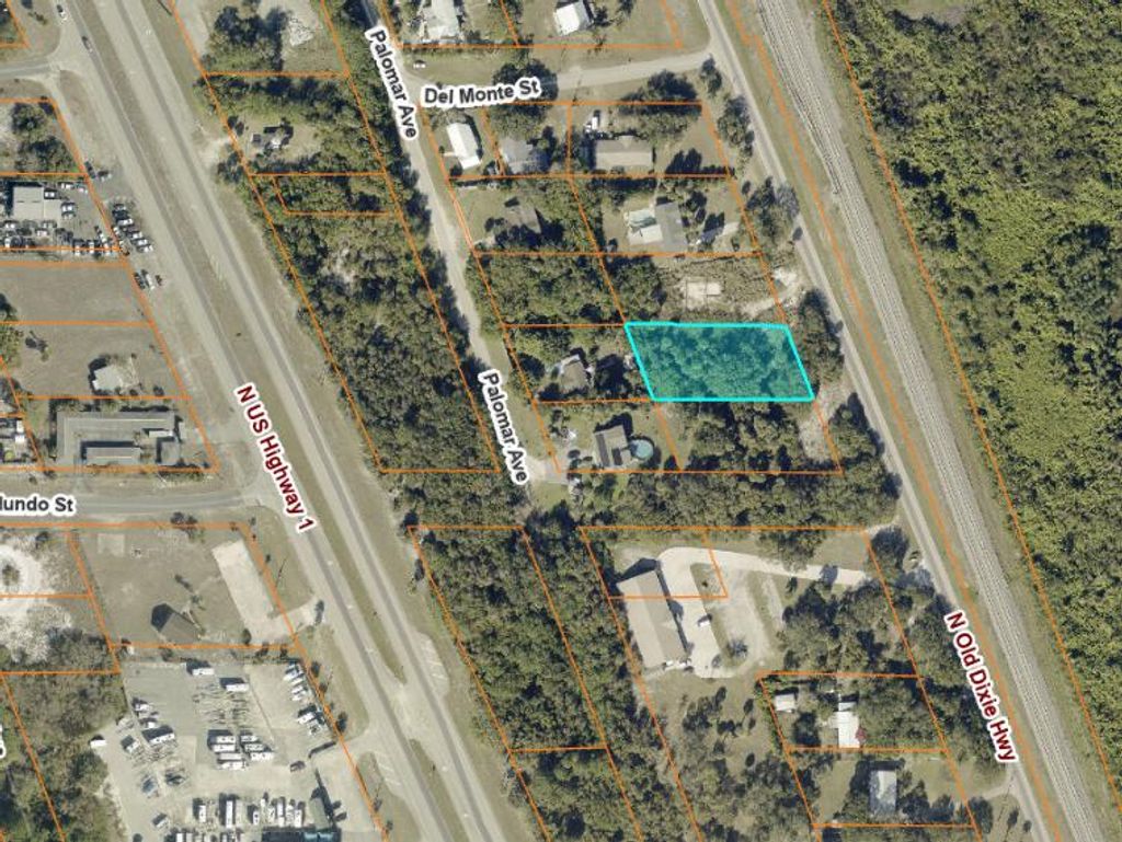 Photo of 4607 Old Dixie Highway, Fort Pierce, FL 34946 (MLS # B26027455)