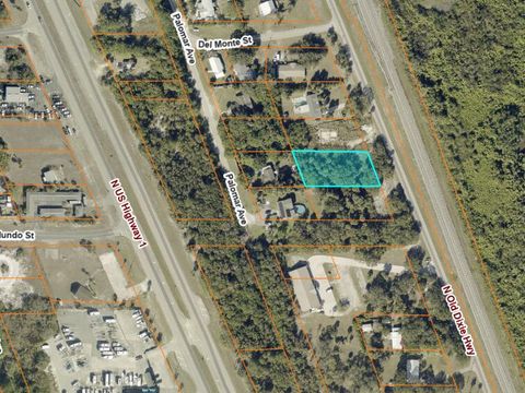 Photo of 4607 Old Dixie Highway, Fort Pierce, FL 34946 (MLS # B26027455)