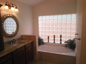 WINSTON TRAILS PAR 5 - Residential