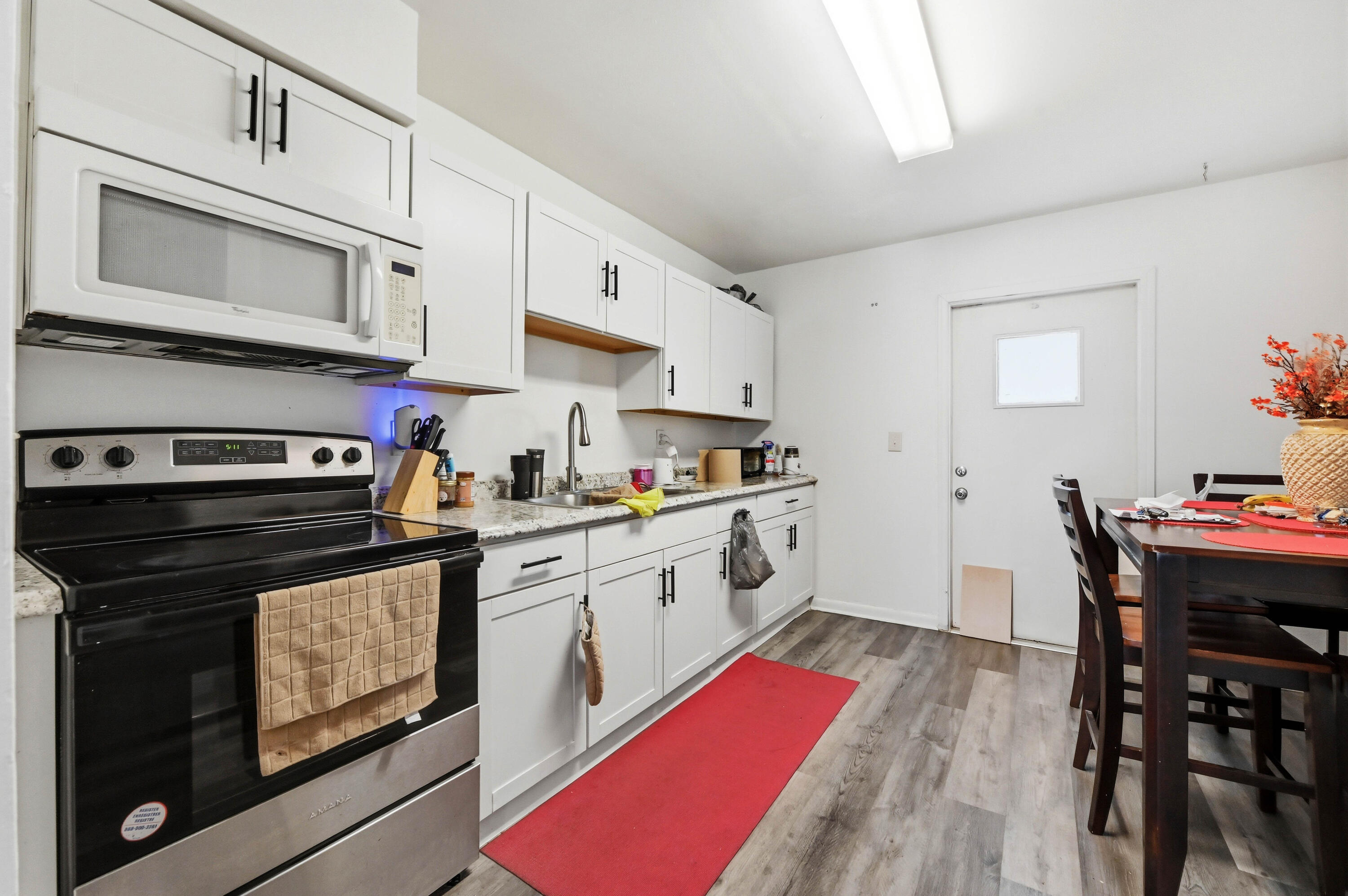 View photos, virtual tours, details... 9350 Sun Court