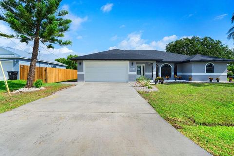 A home in Port St Lucie