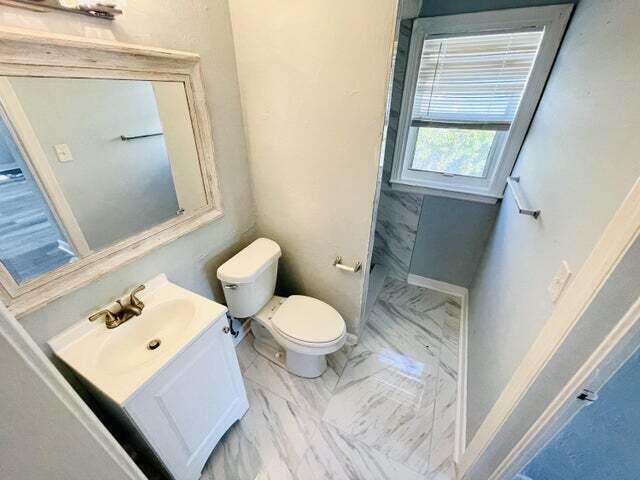 FLAMINGO PARK - Residential Lease