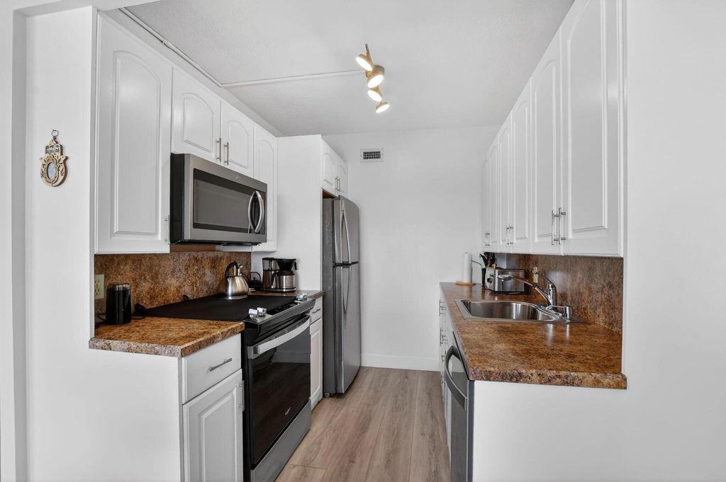 Photo of 4051 Guildford C, Boca Raton, FL 33434 (MLS # R11148719)