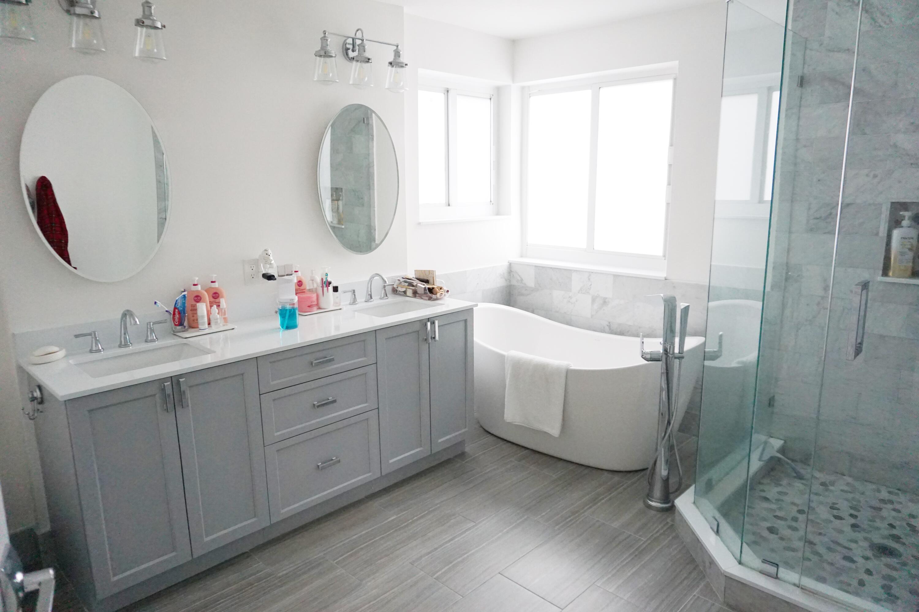 HOLLYWOOD LAKES COUNTRY CLUB - Residential