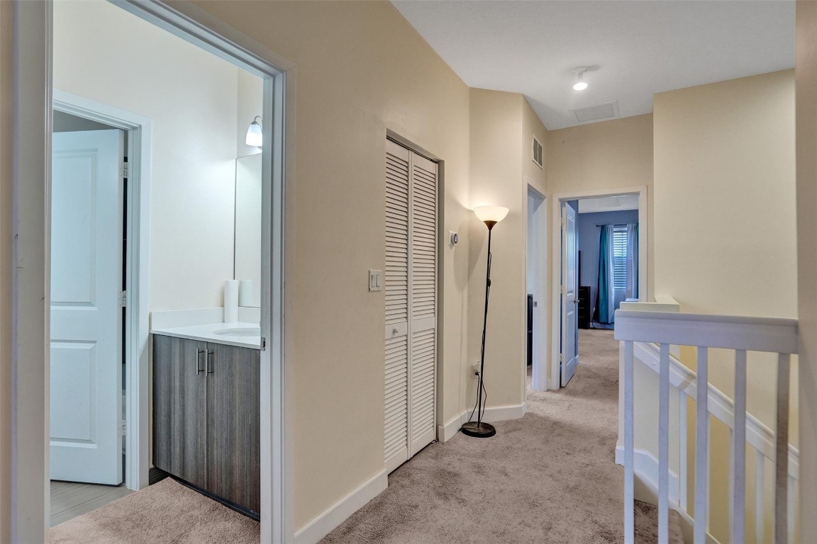 Central Parc South 182-17 - Residential