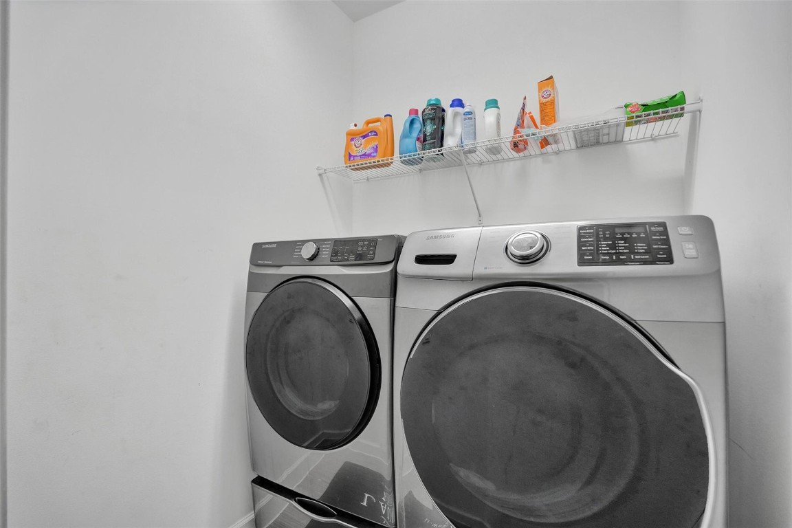 Central Parc South 182-17 - Residential