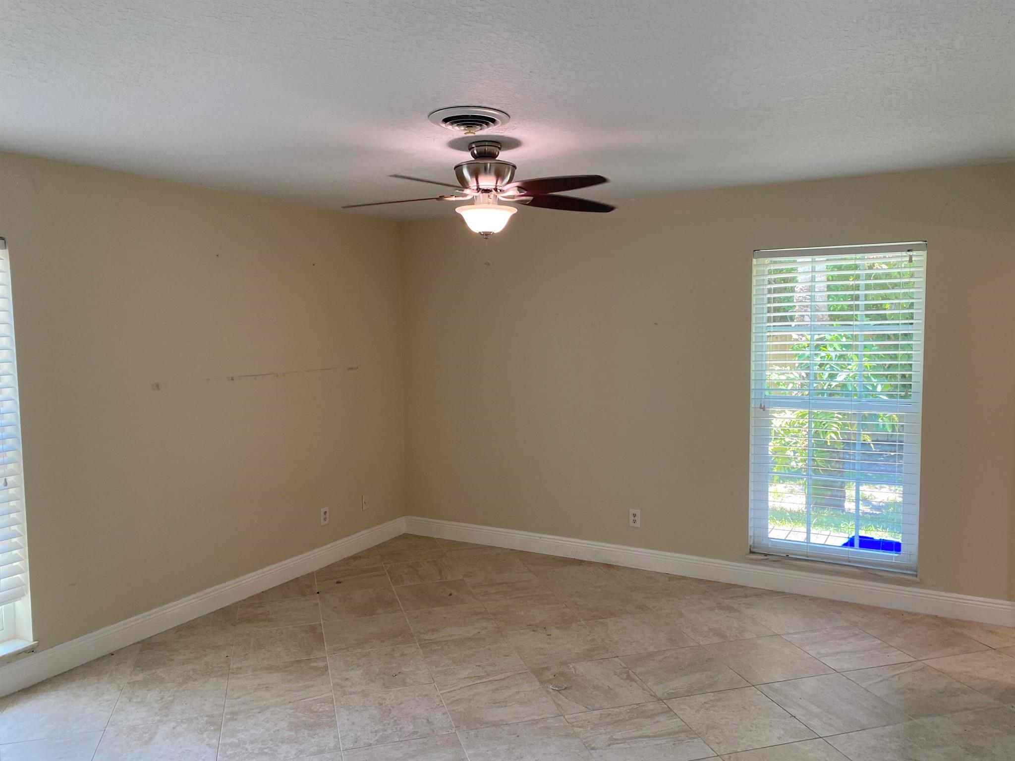 WYN COVE - Residential Lease