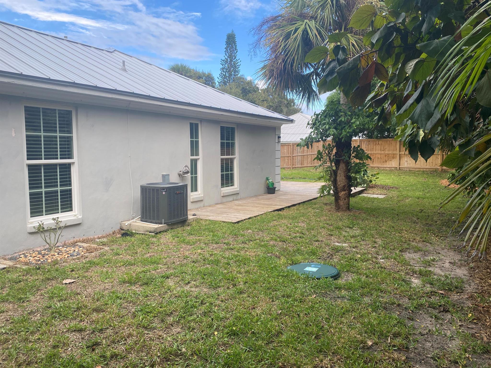 WYN COVE - Residential Lease