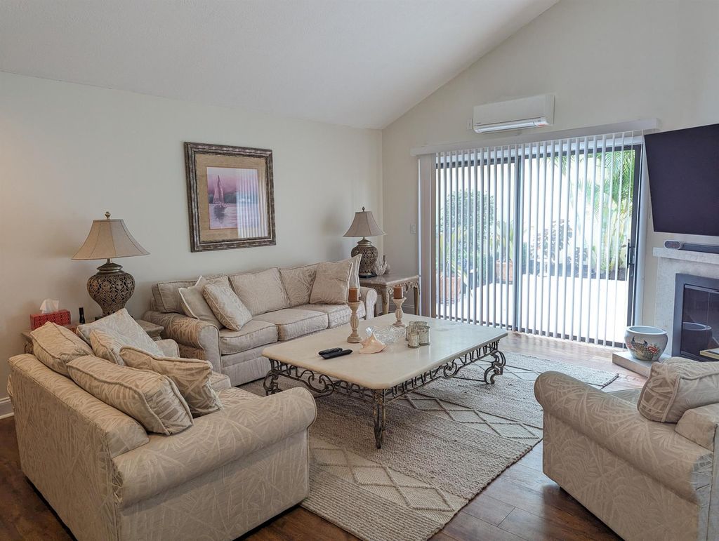 Photo of 17042 Traverse Circle, Jupiter, FL 33477 (MLS # R11077706)