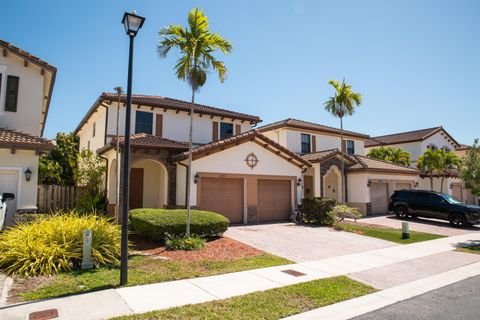 Miami-Dade County Homes in Gated Communities For Sale 27 22751 SW 92nd Place Cutler Bay FL 33189