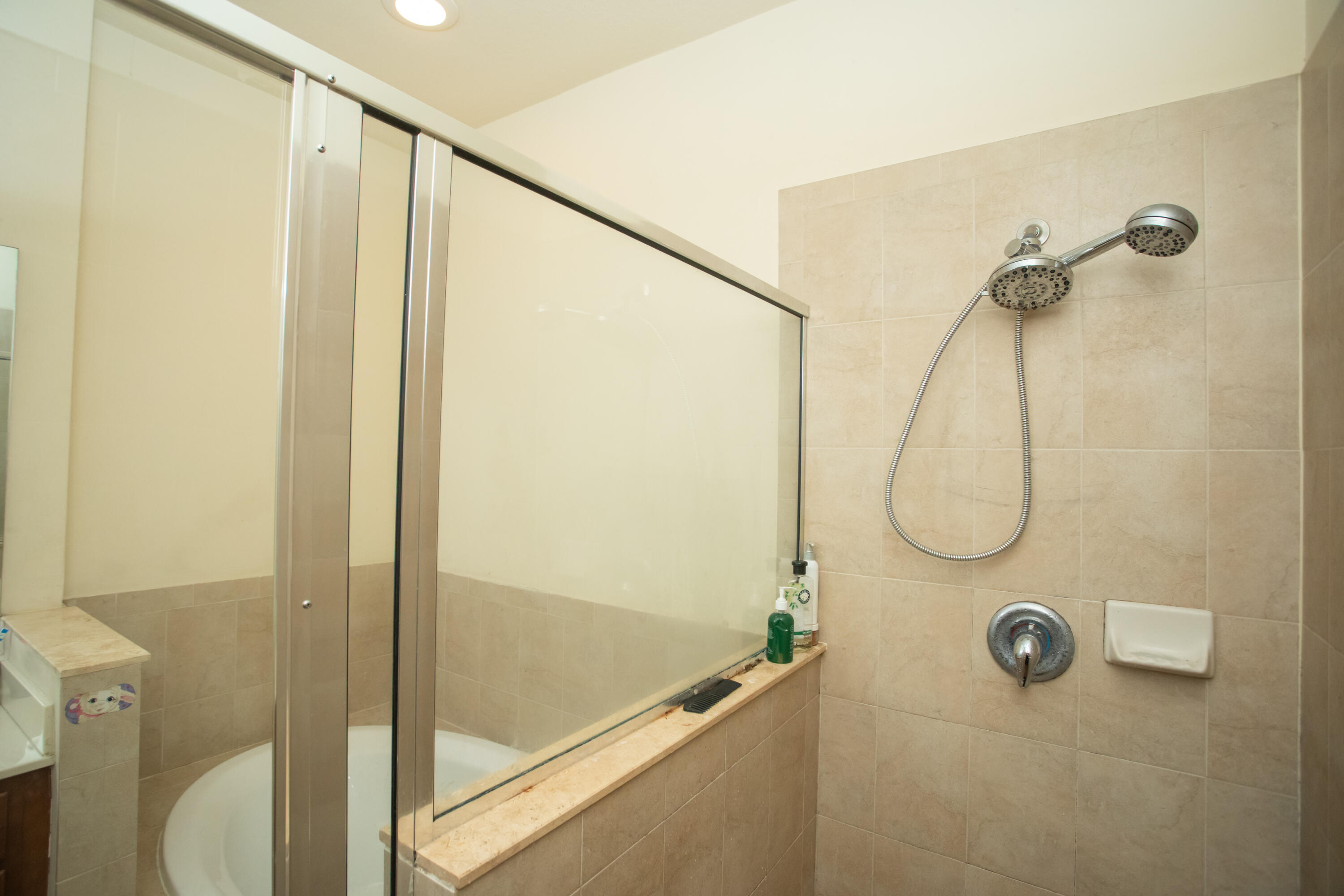 LAKES BY THE BAY FAYE REPLAT - Residential