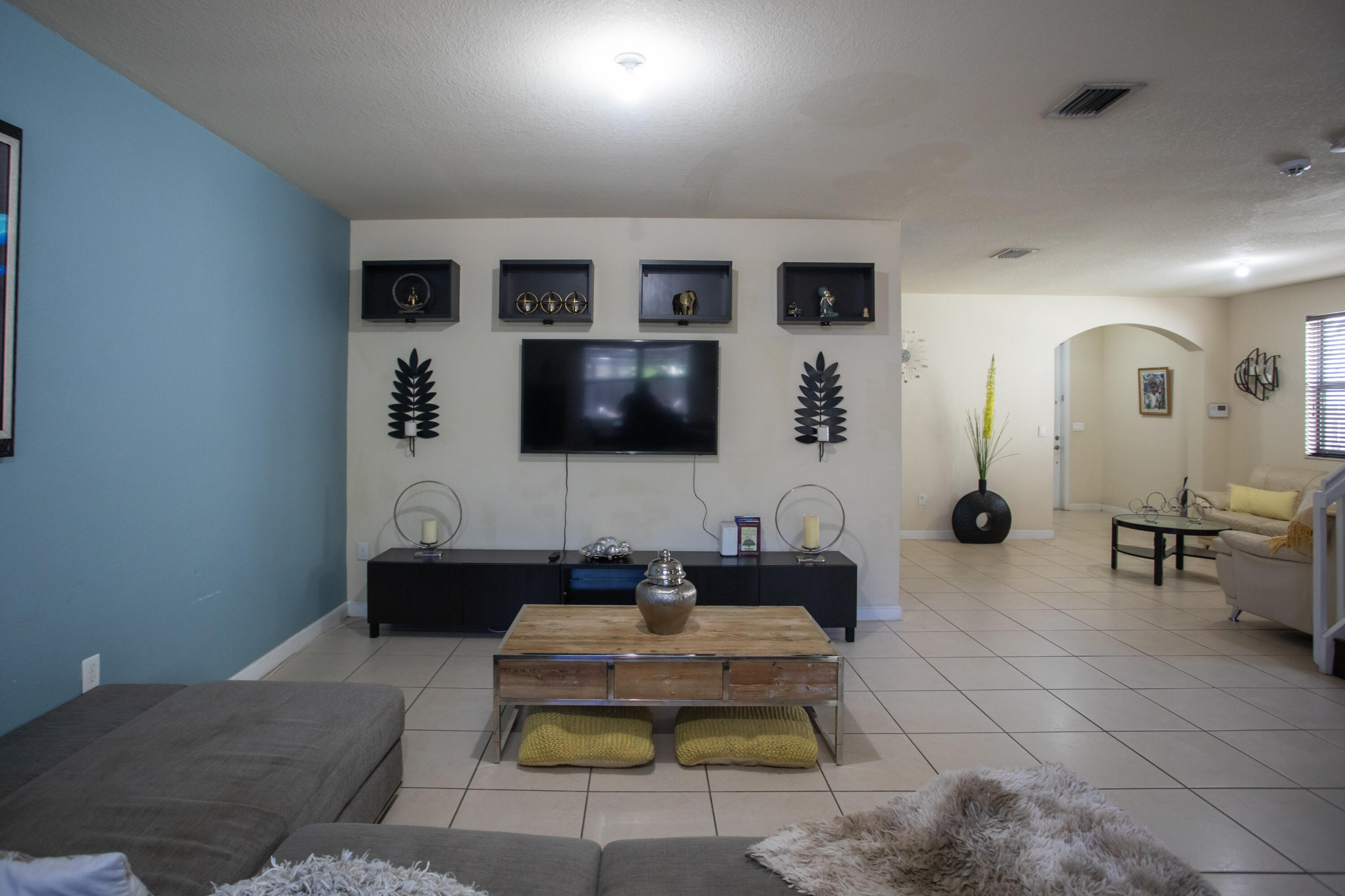 LAKES BY THE BAY FAYE REPLAT - Residential