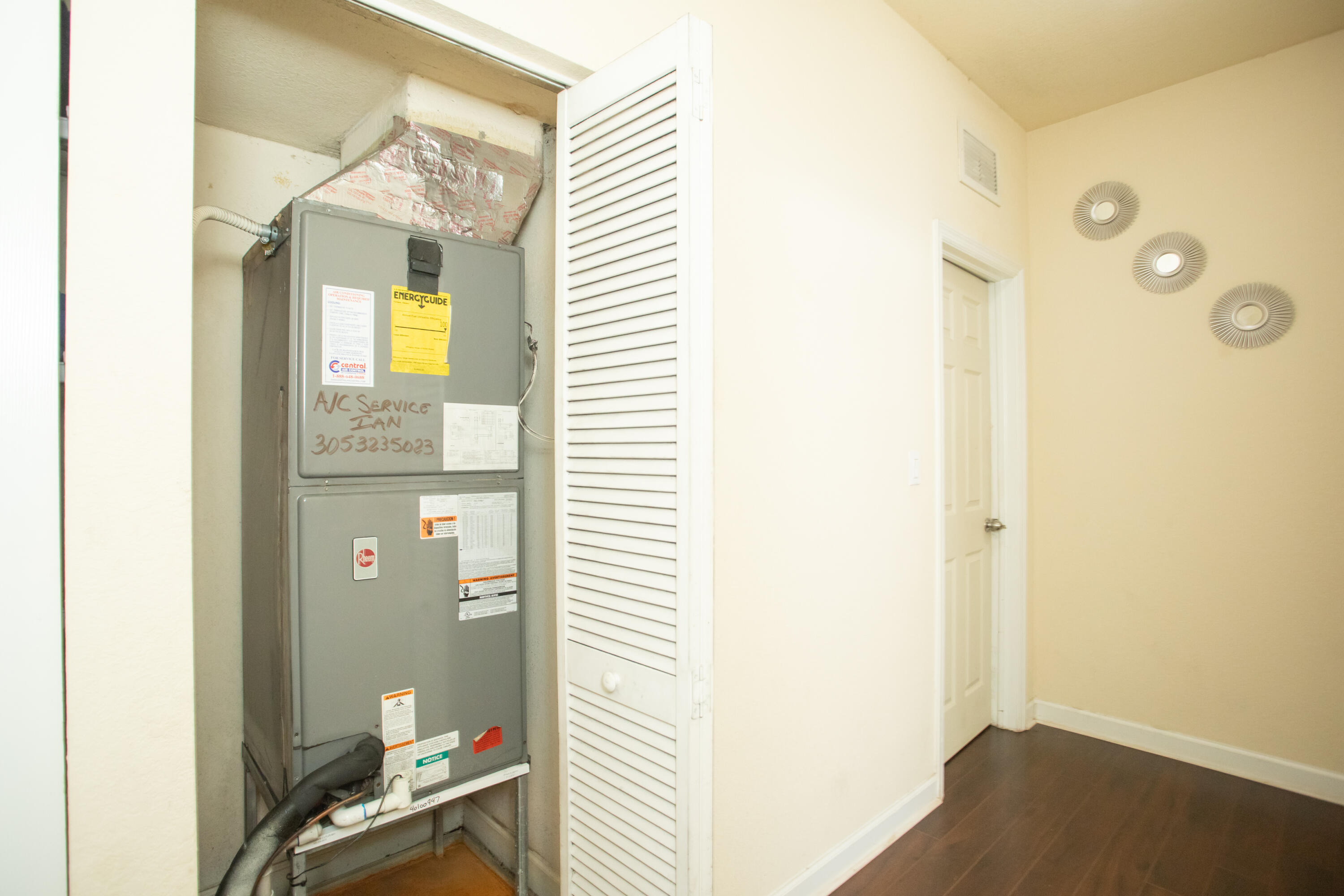 LAKES BY THE BAY FAYE REPLAT - Residential