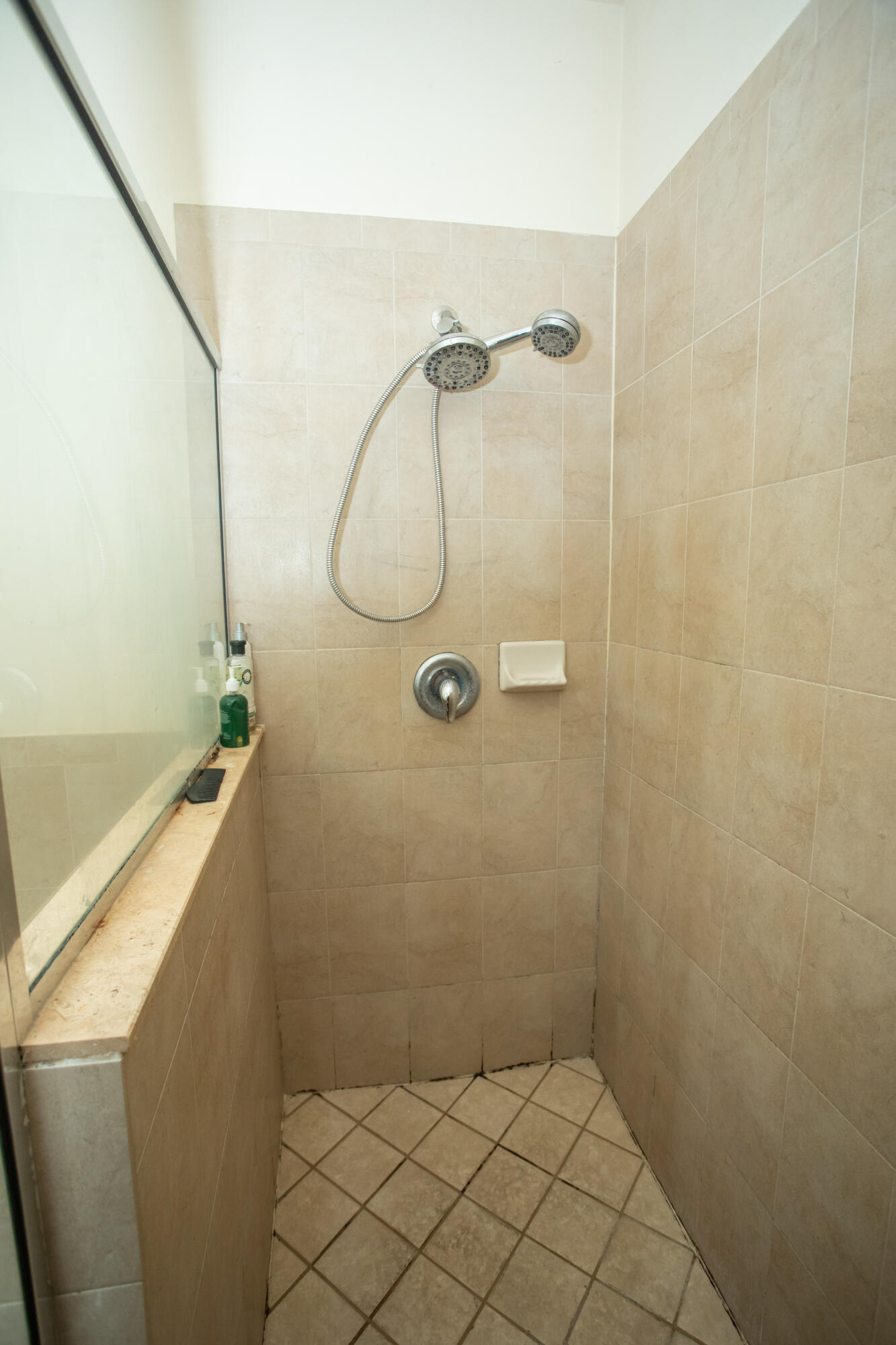 LAKES BY THE BAY FAYE REPLAT - Residential