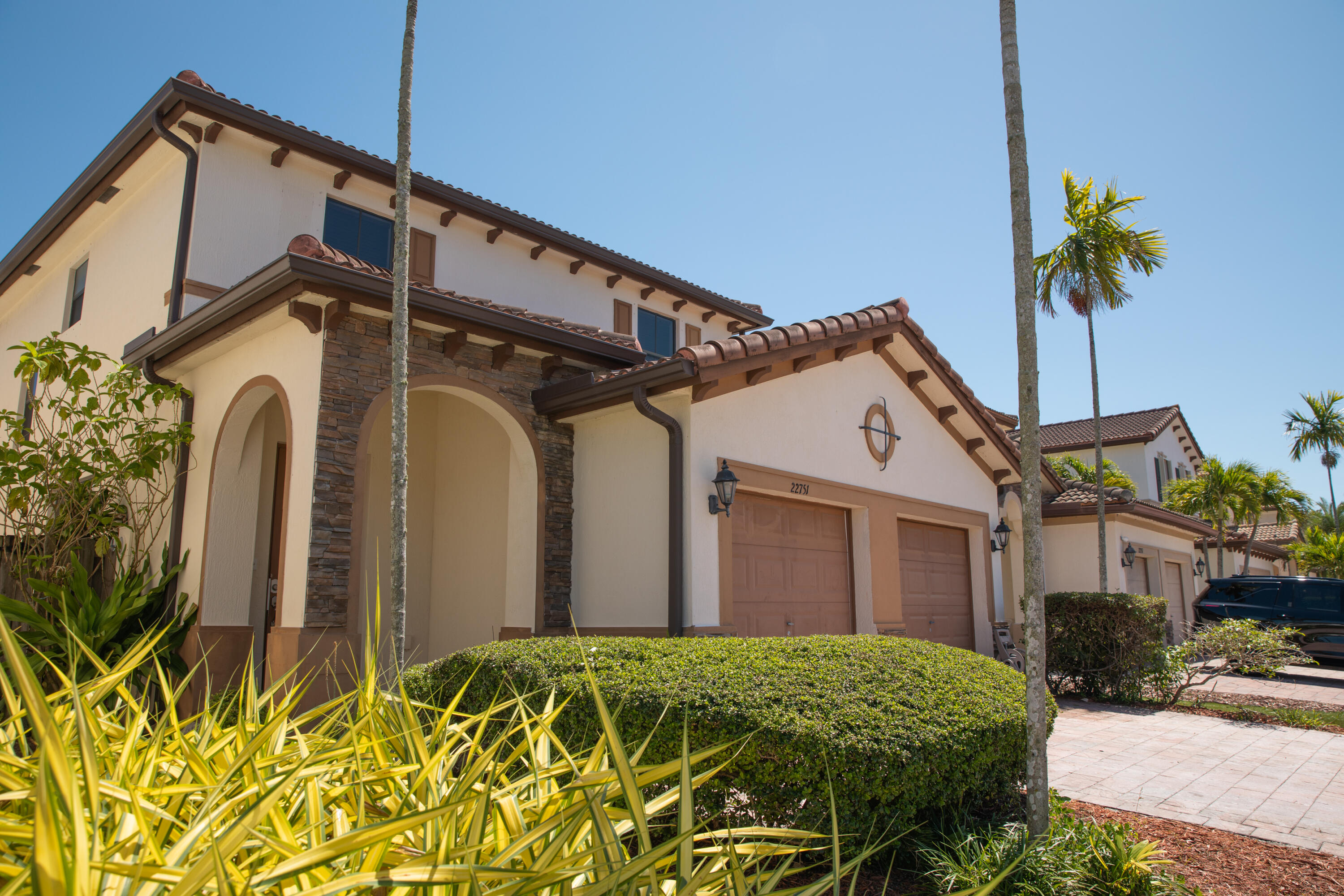 LAKES BY THE BAY FAYE REPLAT - Residential