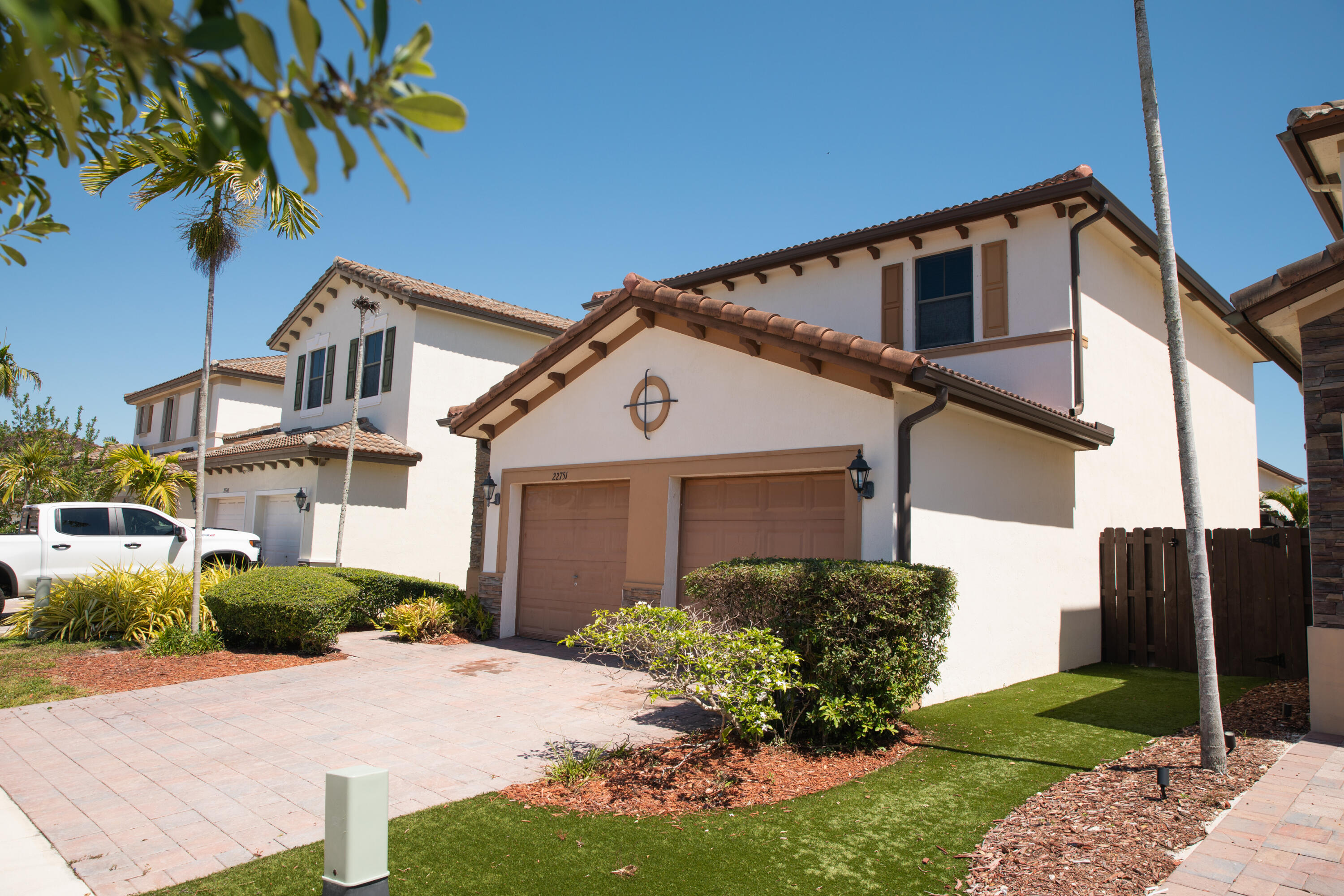 LAKES BY THE BAY FAYE REPLAT - Residential