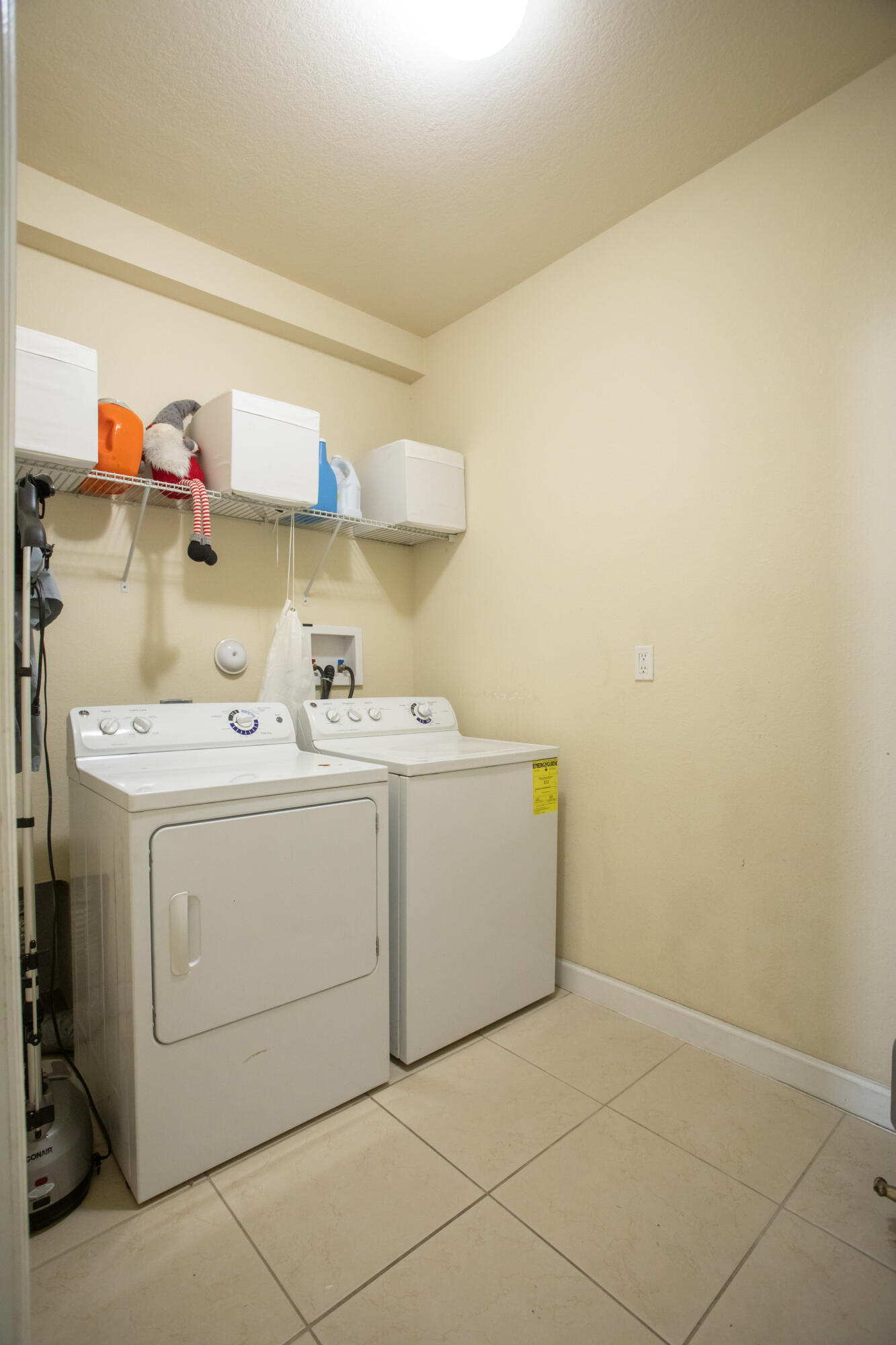 LAKES BY THE BAY FAYE REPLAT - Residential