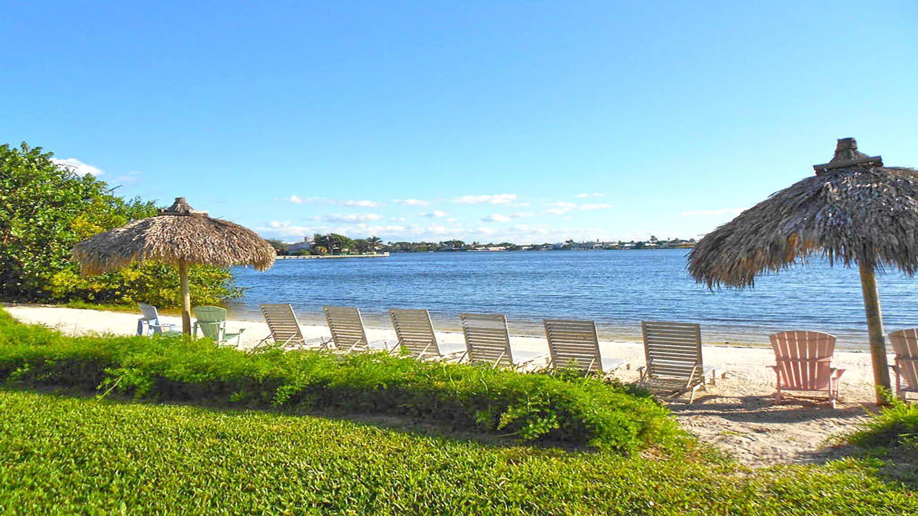 MARINER'S CAY - Residential