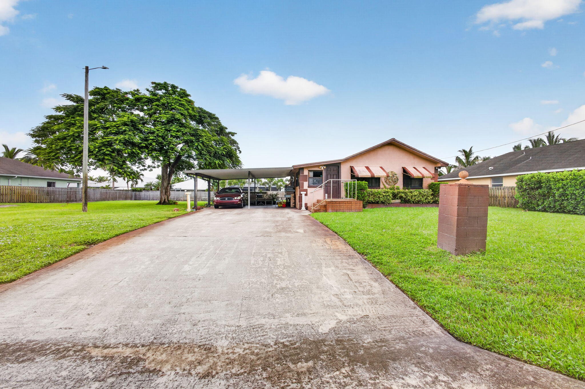17596 CINQUEZ PARK Road W