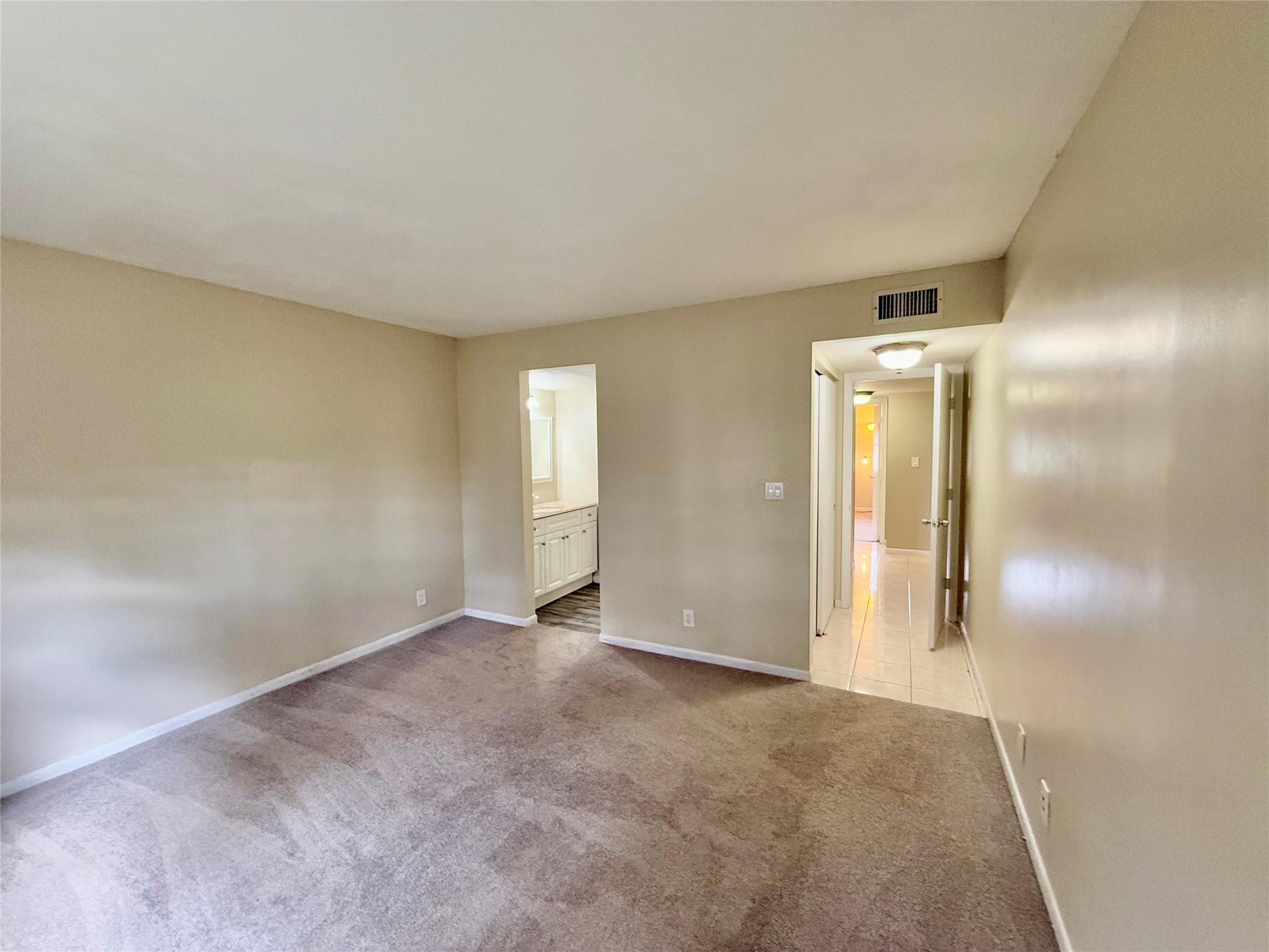 Sherwood Square - Residential