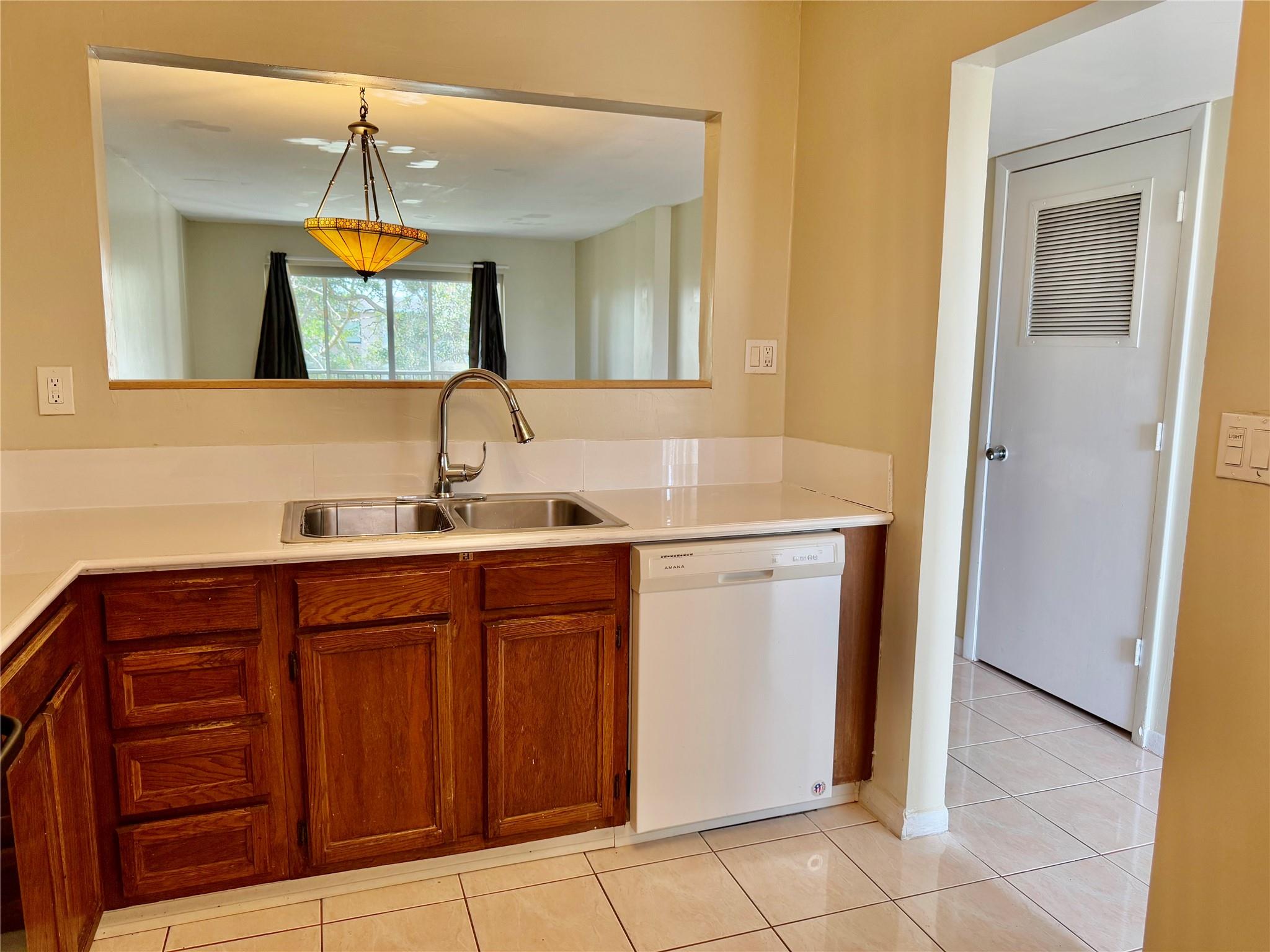 Sherwood Square - Residential