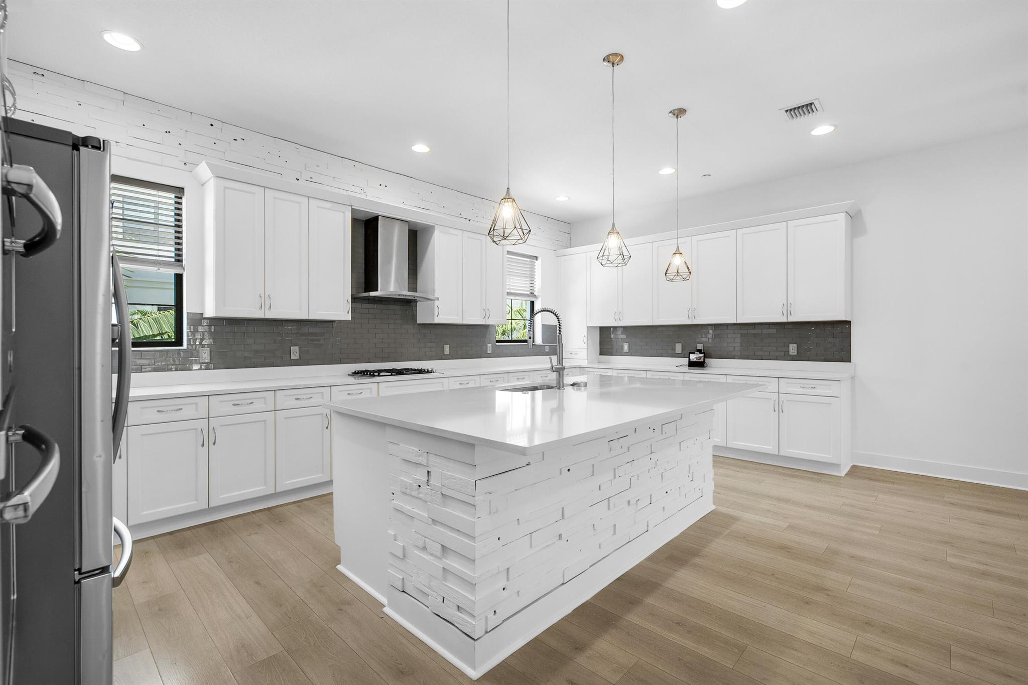 5166 Beckman Ter Terrace