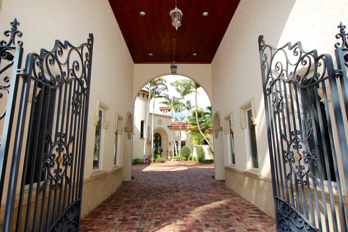 SAWFISH BAY COLONY - Residential