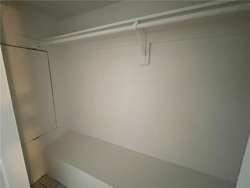 Tradewinds Apt Condo - Residential Lease