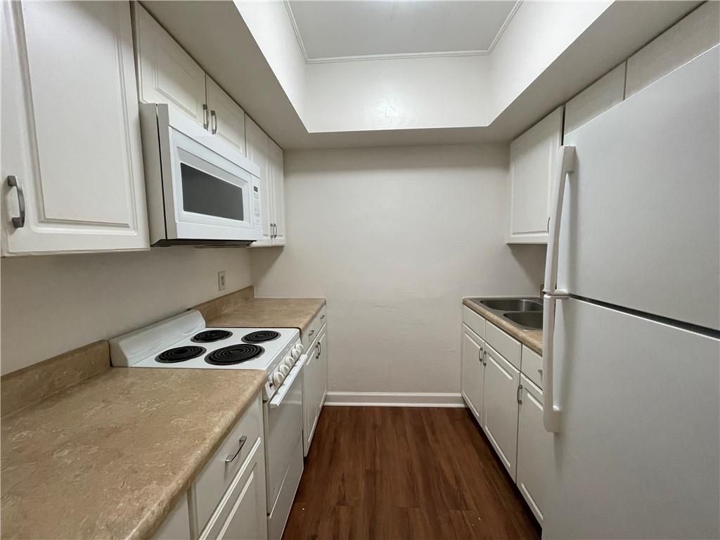 Photo of 344 SE 11th Ave #6, Pompano Beach, FL 33060 (MLS # F10534953)