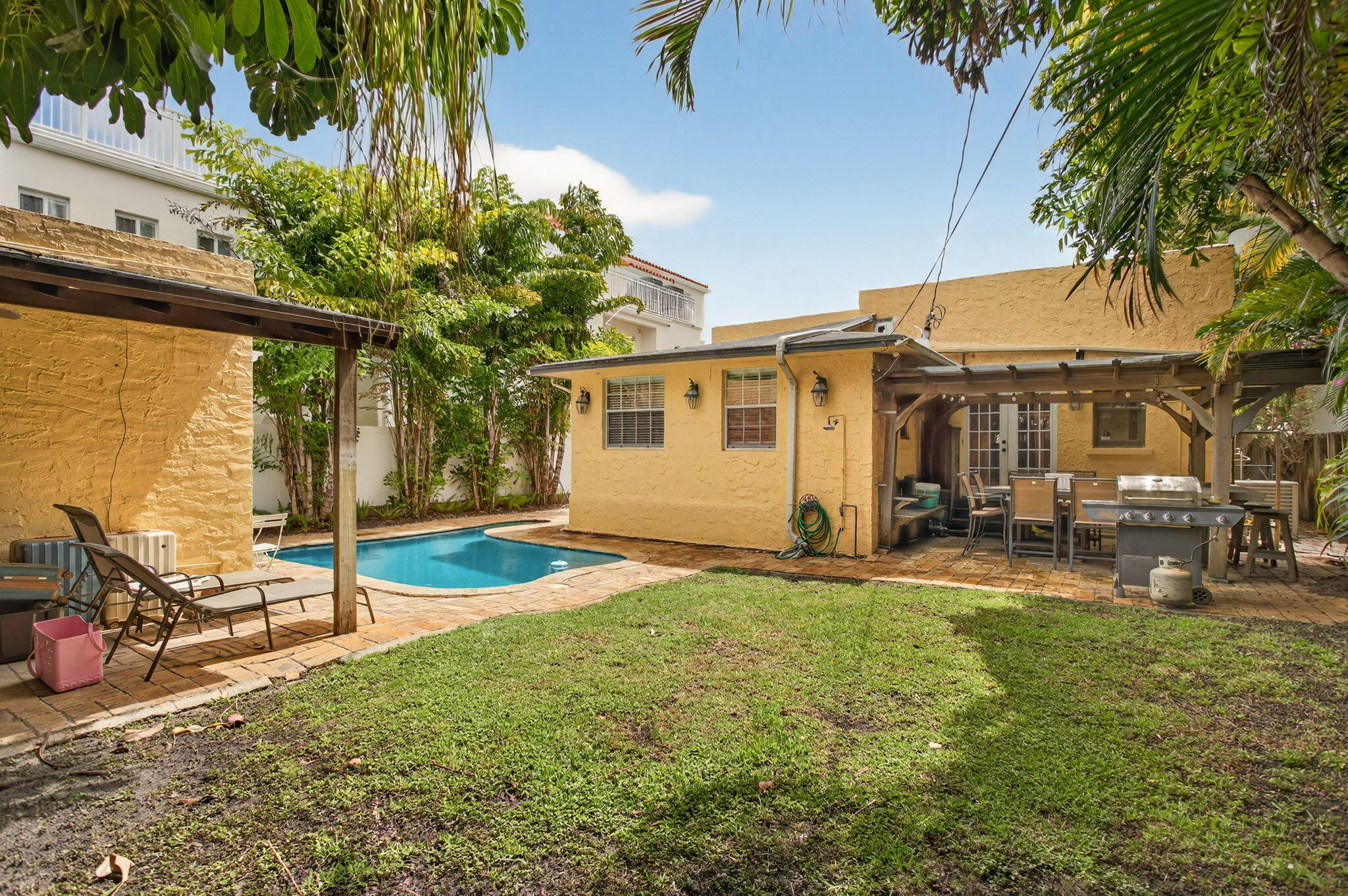 LAS OLAS PARK CORR PLAT - Residential