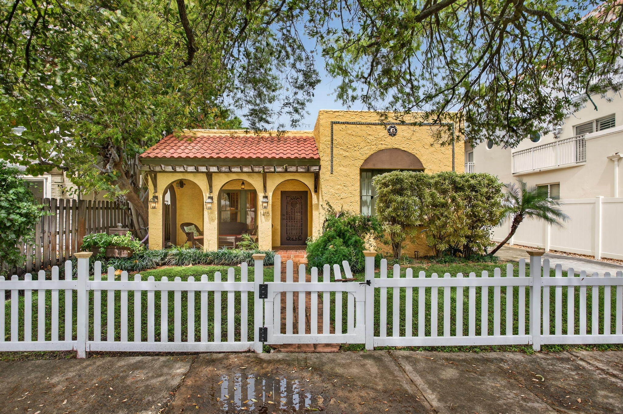 LAS OLAS PARK CORR PLAT - Residential