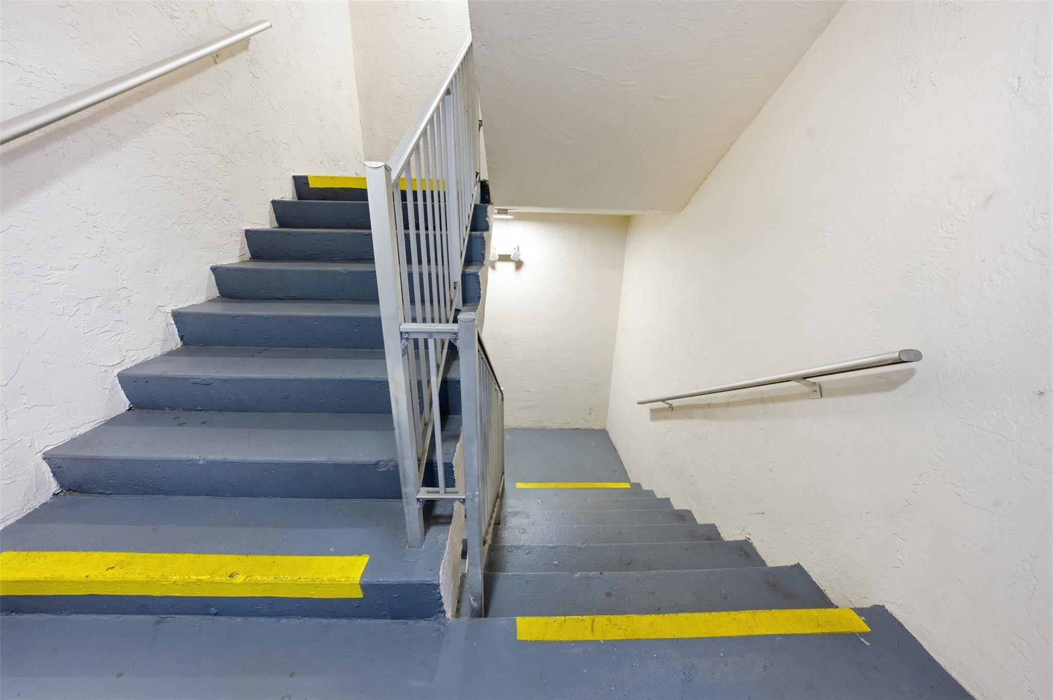 Palm-Aire - Residential