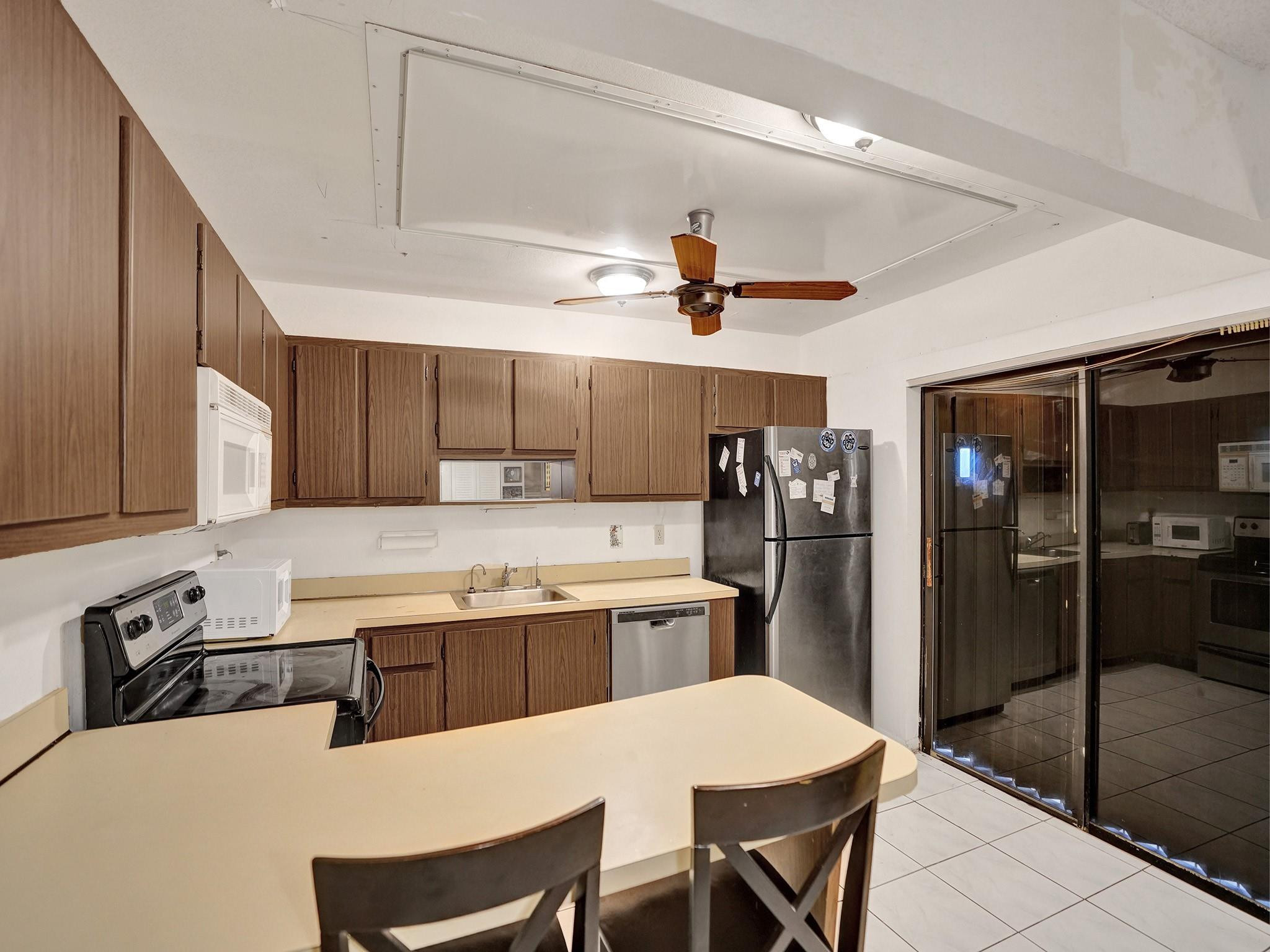 RAINBERRY BAY SEC 1-A - Residential