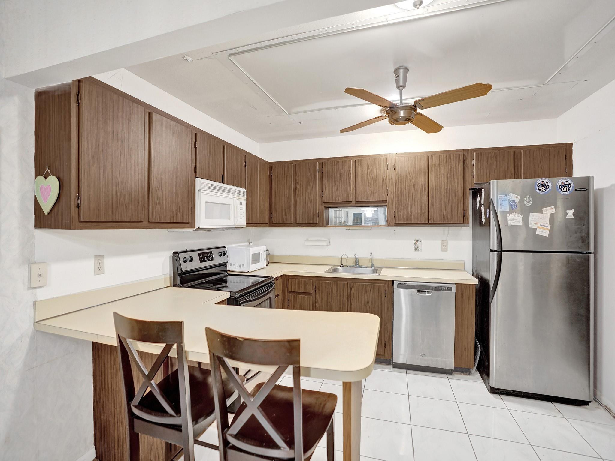 RAINBERRY BAY SEC 1-A - Residential