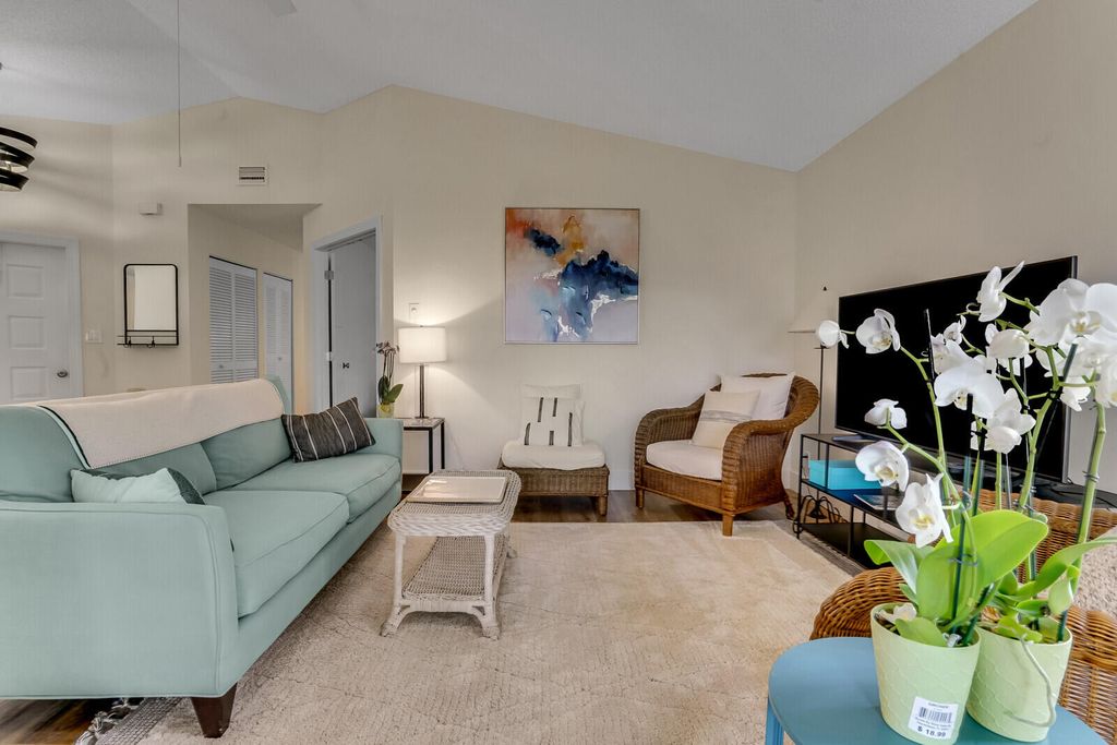 Photo of 2492 Bedford Mews Drive, Wellington, FL 33414 (MLS # B26005376)