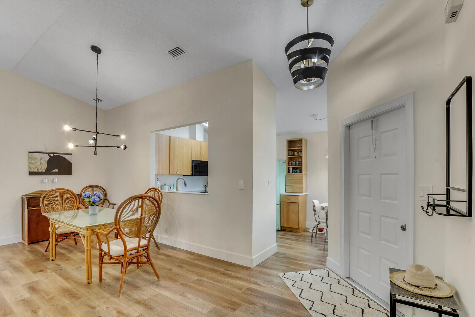 BEDFORD MEWS AT WELLINGTON - Residential Lease