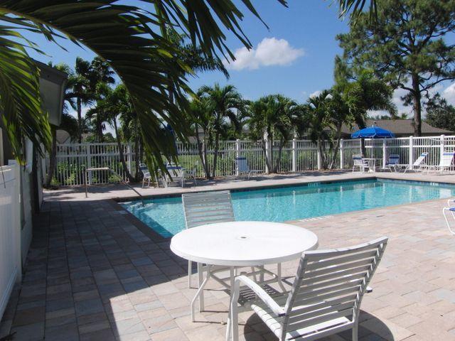 BEDFORD MEWS AT WELLINGTON - Residential Lease