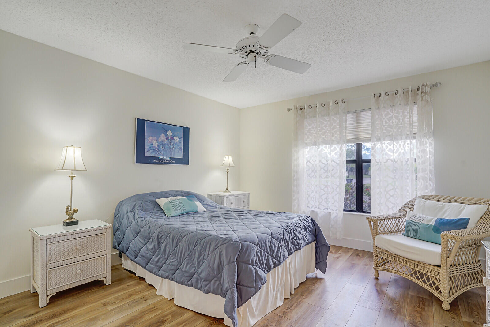 BEDFORD MEWS AT WELLINGTON - Residential Lease