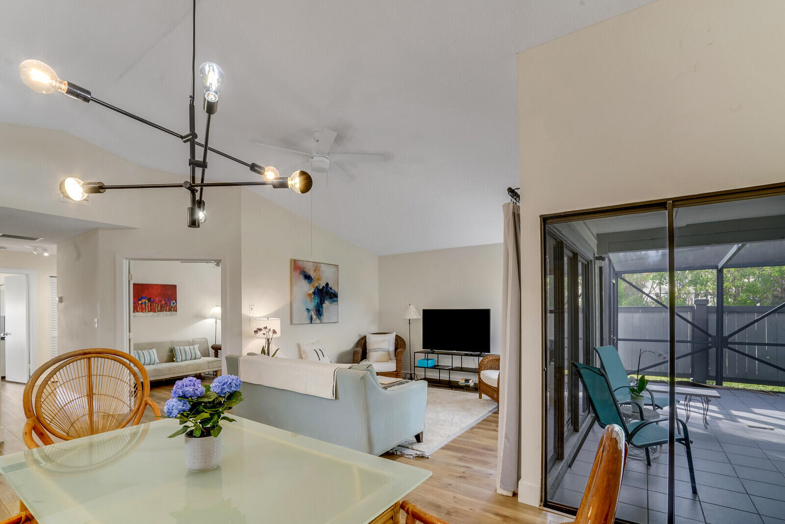 BEDFORD MEWS AT WELLINGTON - Residential Lease