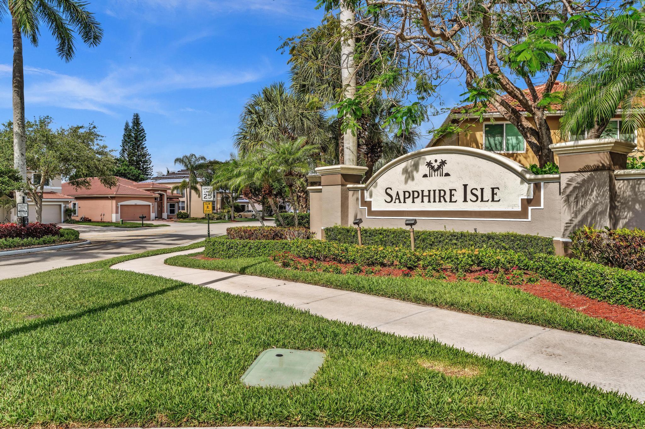 16727 Sapphire Isle