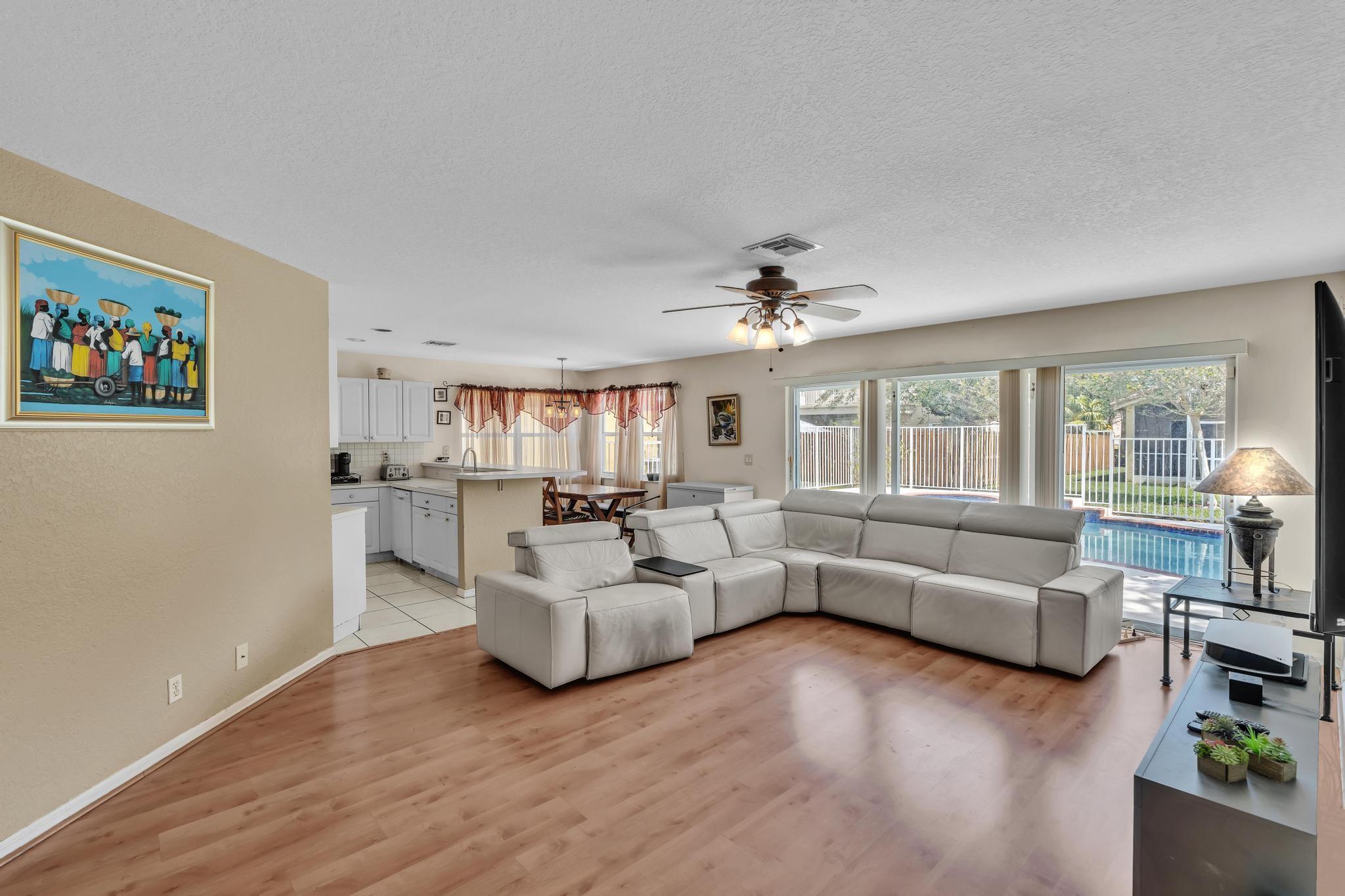 Amber-Ruby Cove - Residential