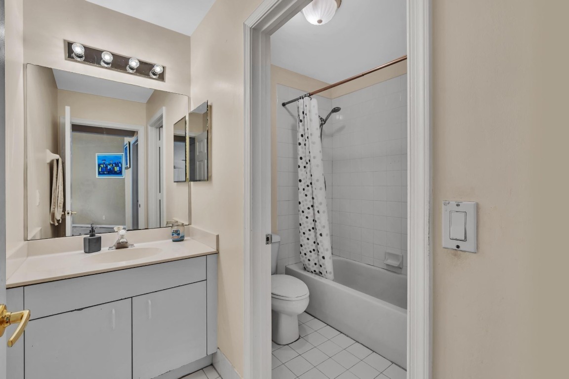 Amber-Ruby Cove - Residential