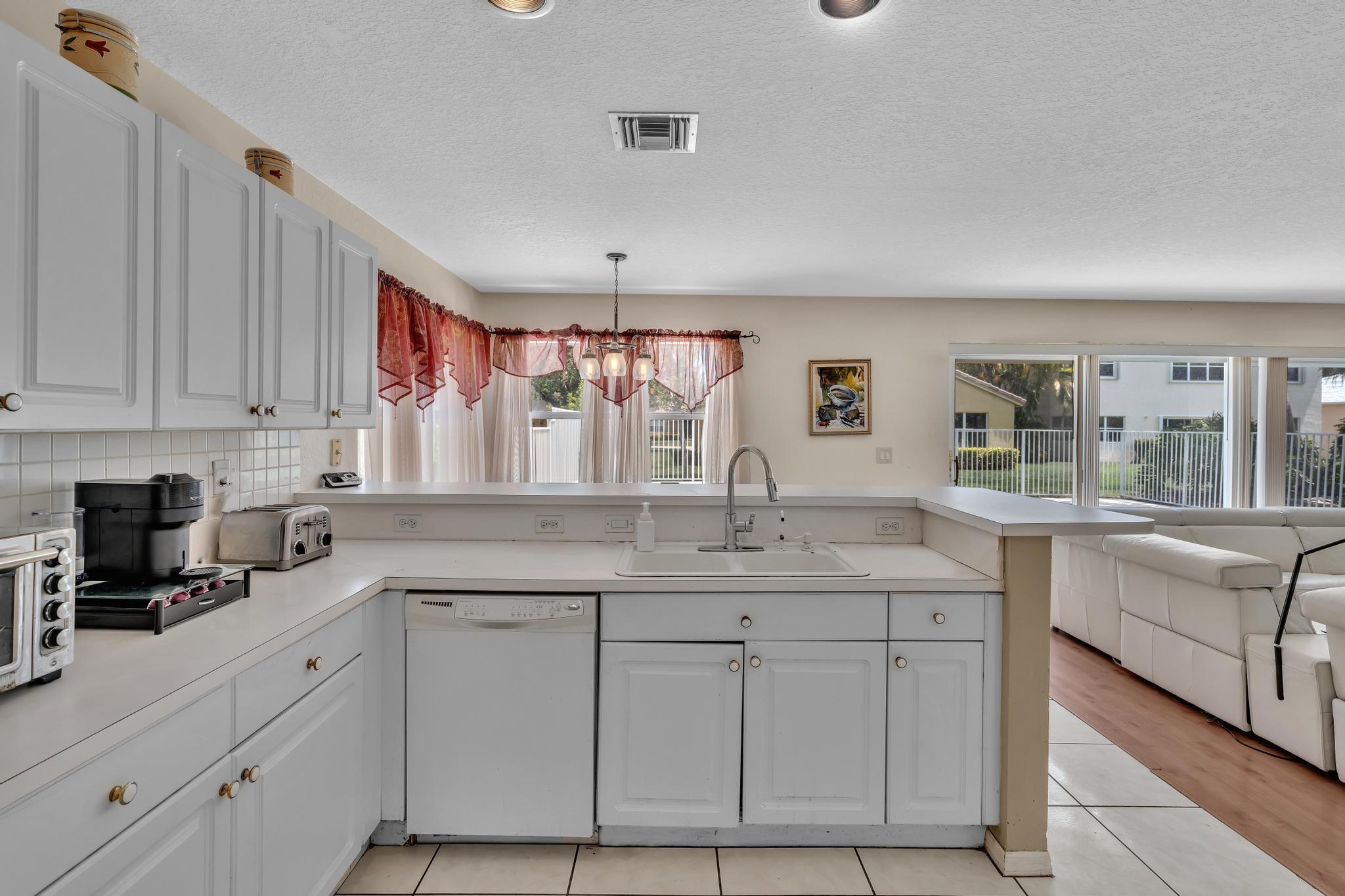 Amber-Ruby Cove - Residential