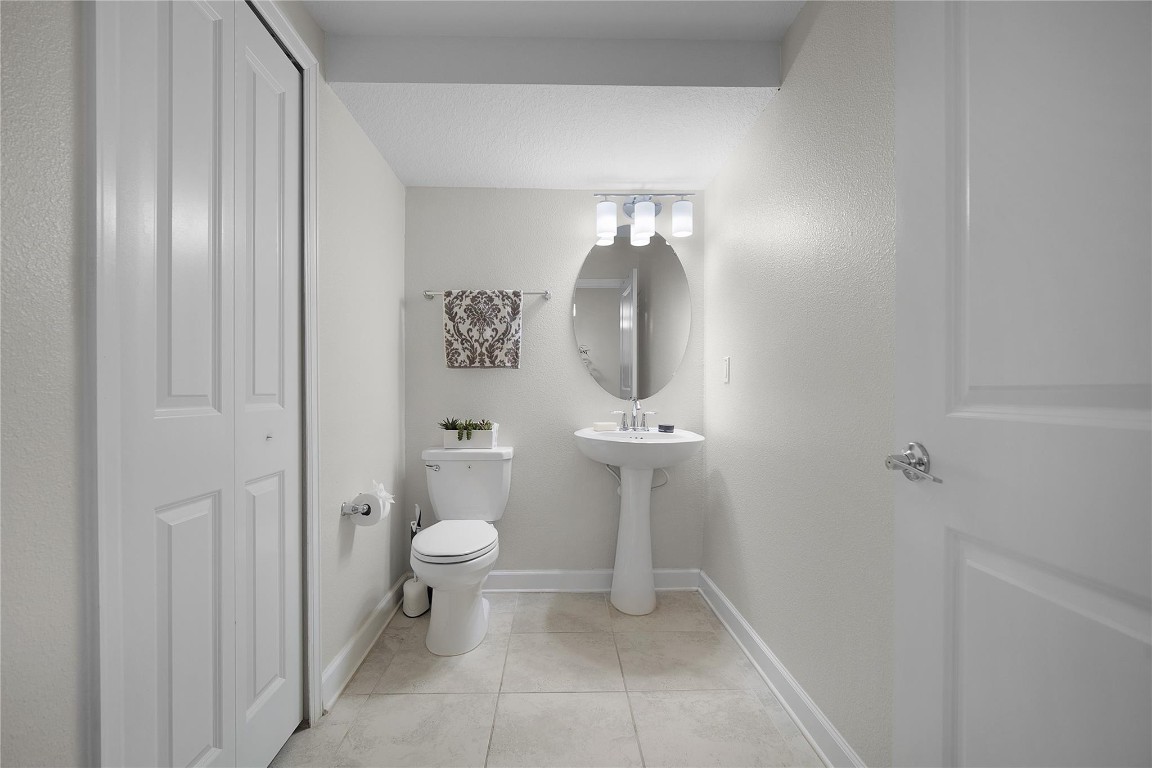 STOREY LAKE TR K - Residential