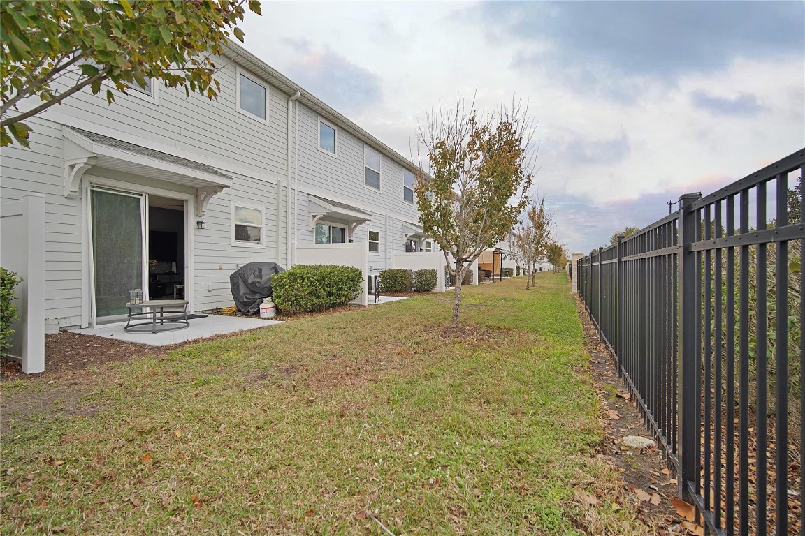 STOREY LAKE TR K - Residential