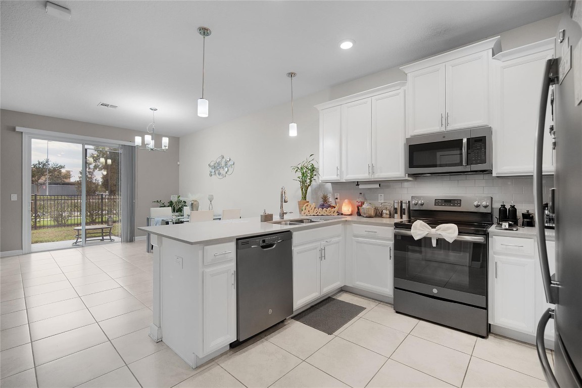 STOREY LAKE TR K - Residential