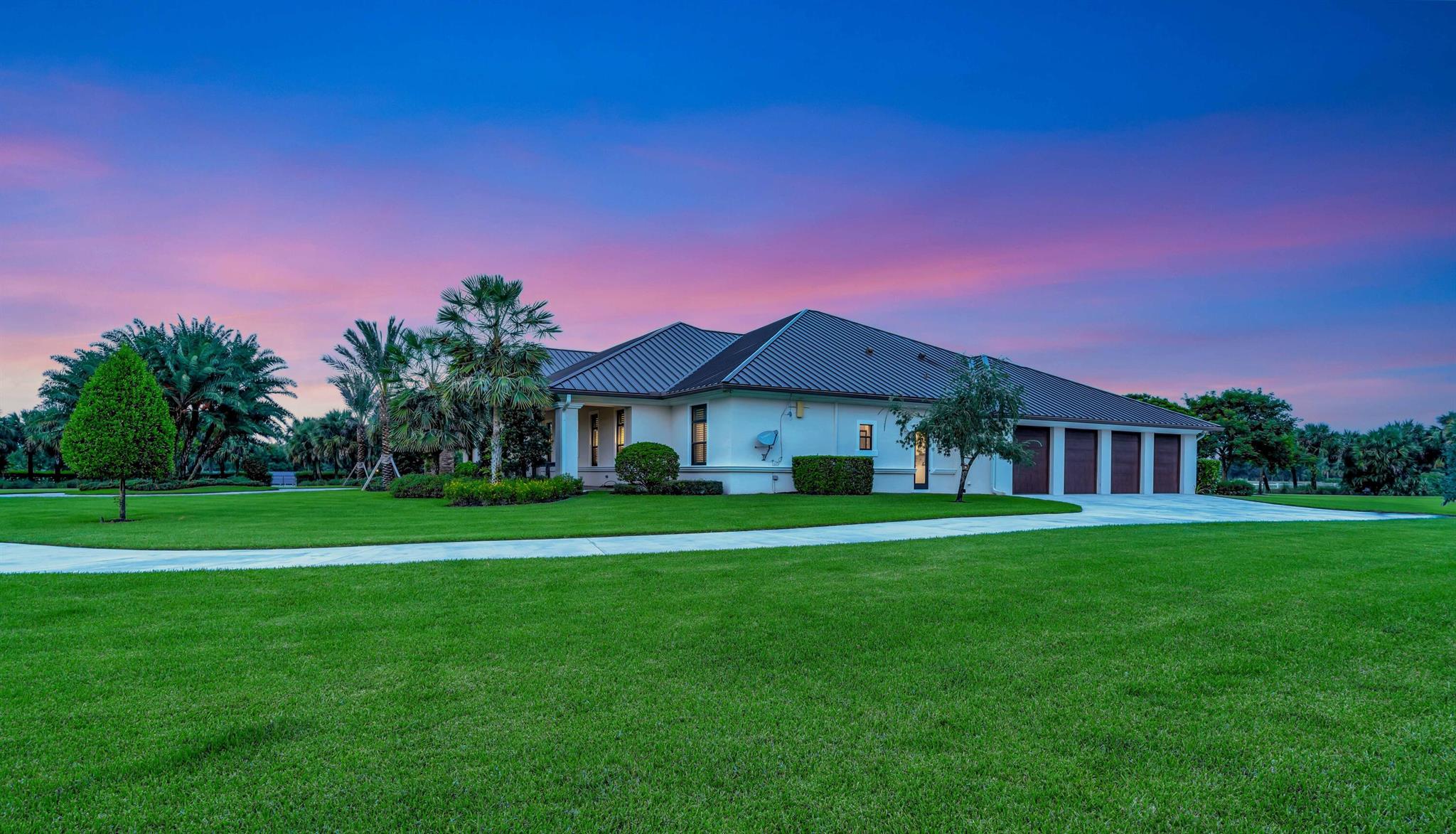 TRAILSIDE - Residential