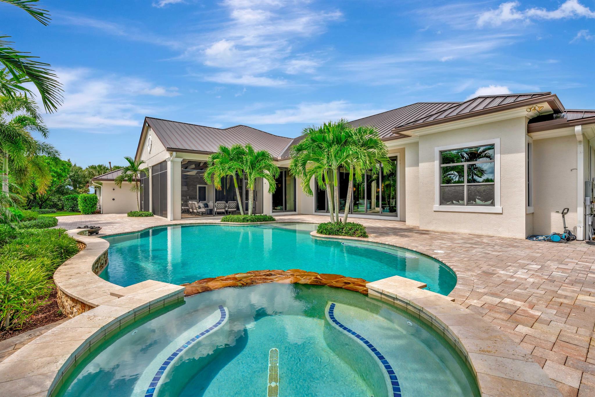 TRAILSIDE - Residential